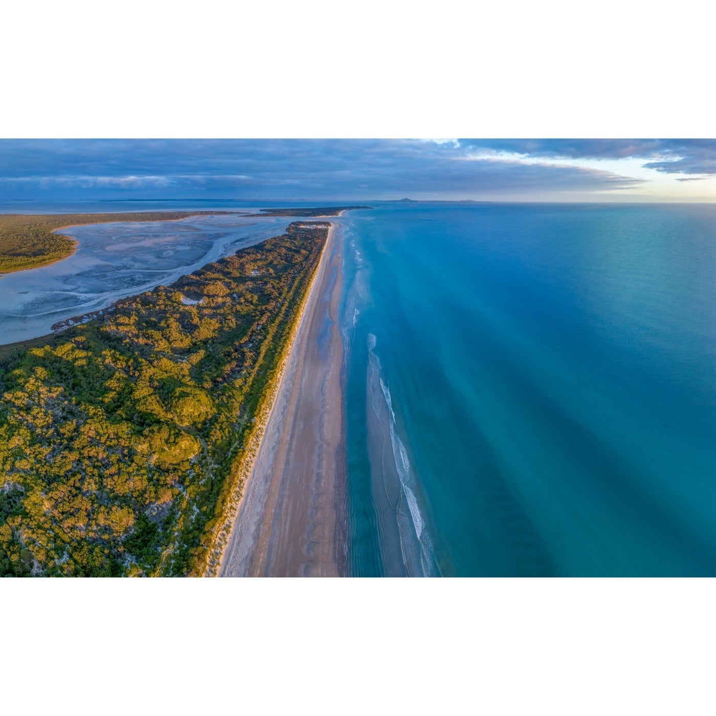 Rob Blakers - Pilitika / Robbins Island - Azure waters of the pristine eastern beach