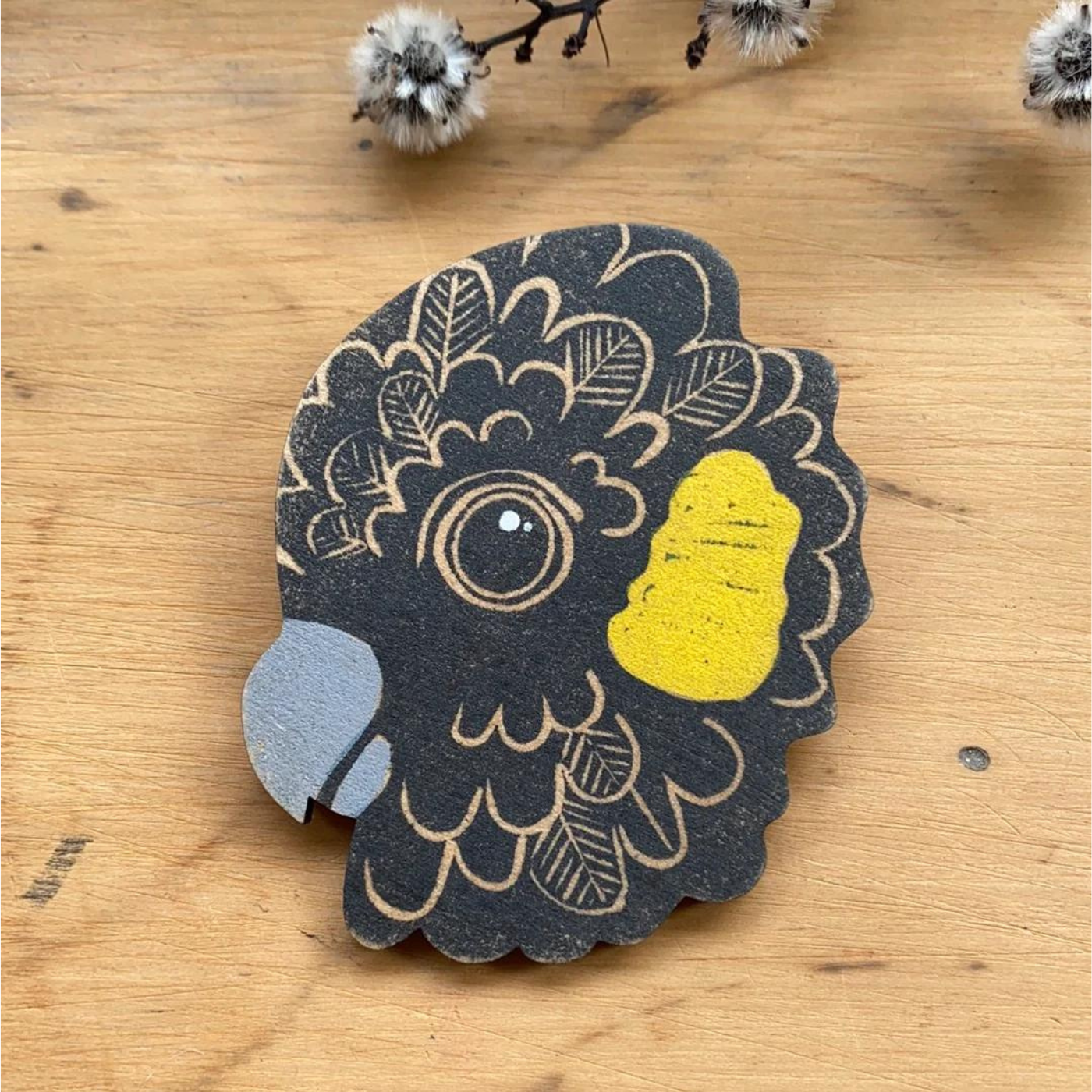 PIGMENT Monica Reeve - Brooch - Black Cockatoo