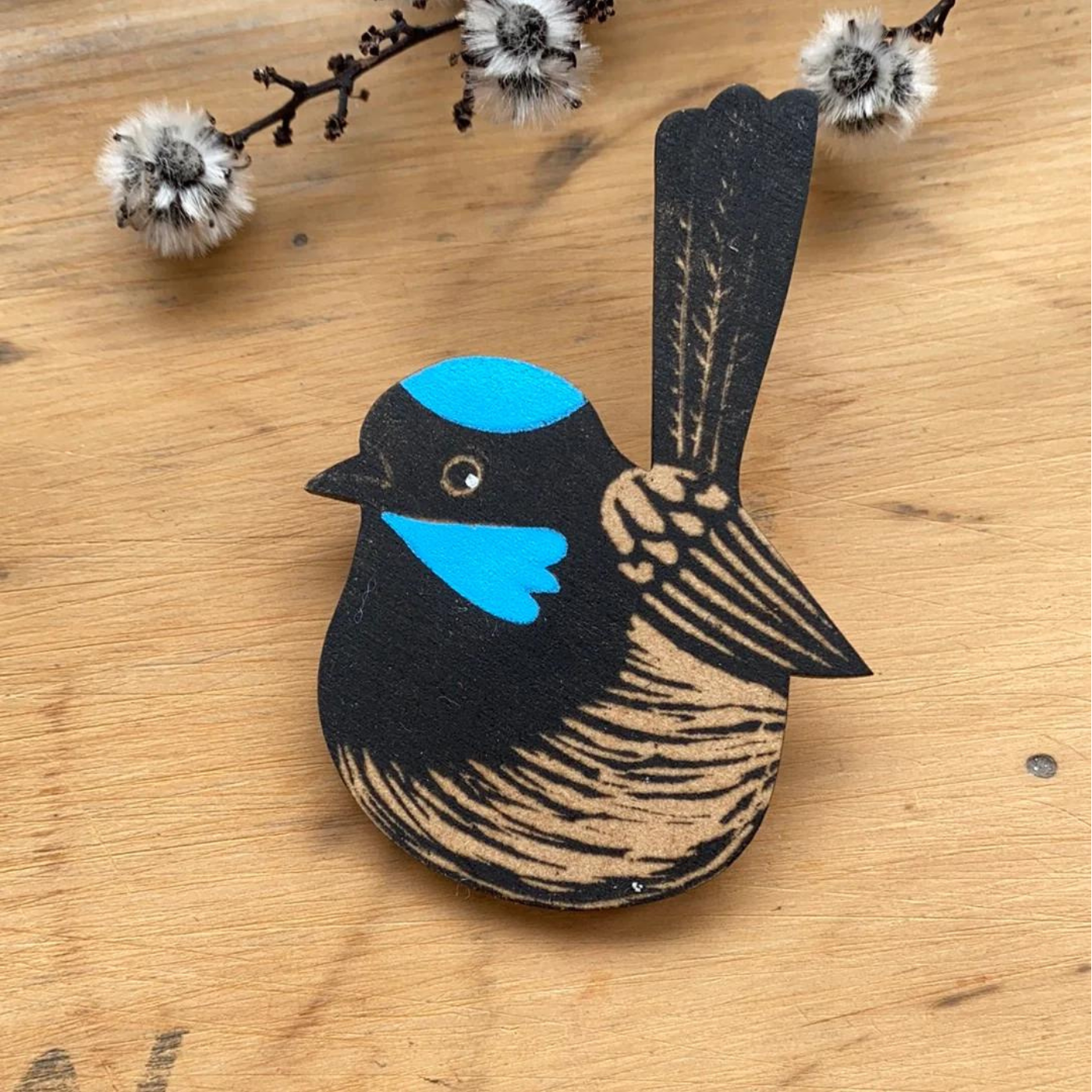 PIGMENT Monica Reeve - Brooch - Blue Wren