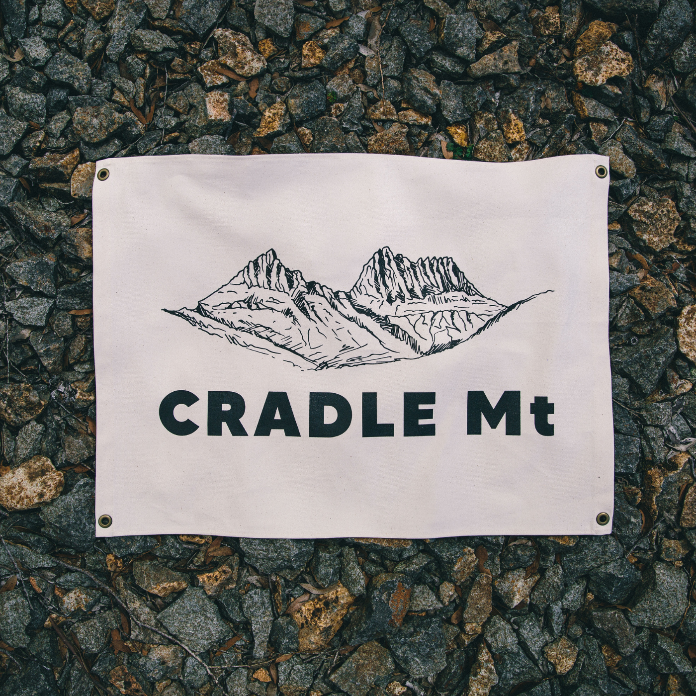 The Tasmanian Flag Company - Cradle Mt
