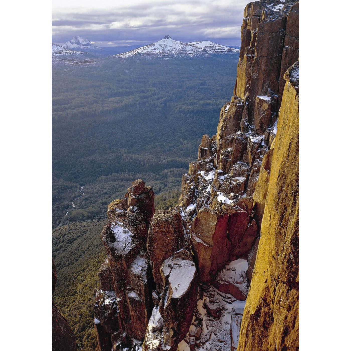 Rob Blakers - Cradle Mountain-Lake St Clair National Park, Cathedral Mountain - View To The Pelions